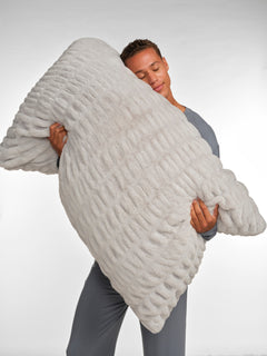 The Melt Pillow XL in Morning Mist