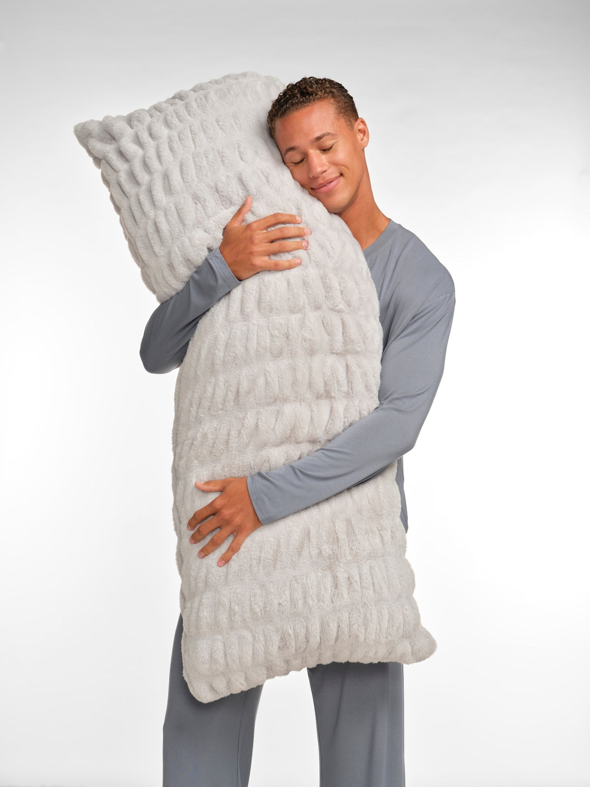 The Melt Body Pillow in Morning Mist